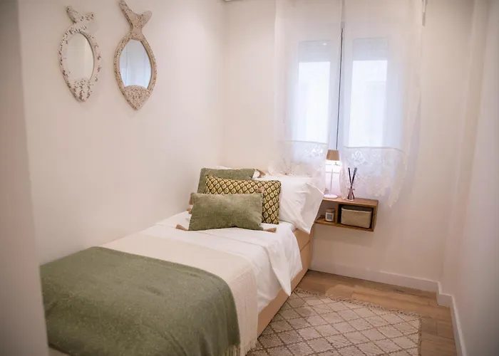 Hidden Gem Gran Teatro Falla By Apartmentsincadiz Кадіс