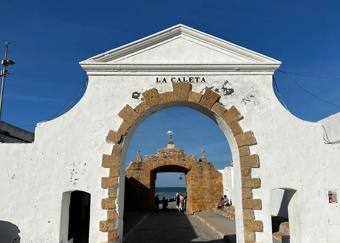 Hidden Gem Gran Teatro Falla By Apartmentsincadiz Апартаменти